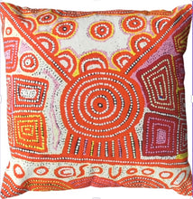 Load image into Gallery viewer, Cushion cotton 45x45cm Womens' Dreaming 2
