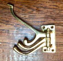 Load image into Gallery viewer, Brass Swivel 4 Hooks