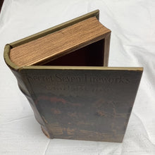 Load image into Gallery viewer, Book Box The Secret Seven 21x13x5cm