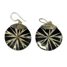 Load image into Gallery viewer, Earrings Sterling Silver Round Shell Black White
