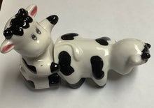 Load image into Gallery viewer, Cow Salt and Pepper Set
