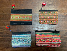 Load image into Gallery viewer, Purse made with Hmong Embroidery
