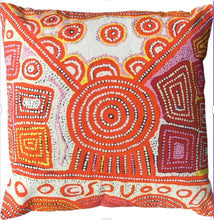 Load image into Gallery viewer, Cushion cotton 45x45cm Womens&#39; Dreaming 2

