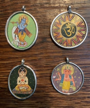 Load image into Gallery viewer, Pendant Indian Painting in Silver Frame Krishna
